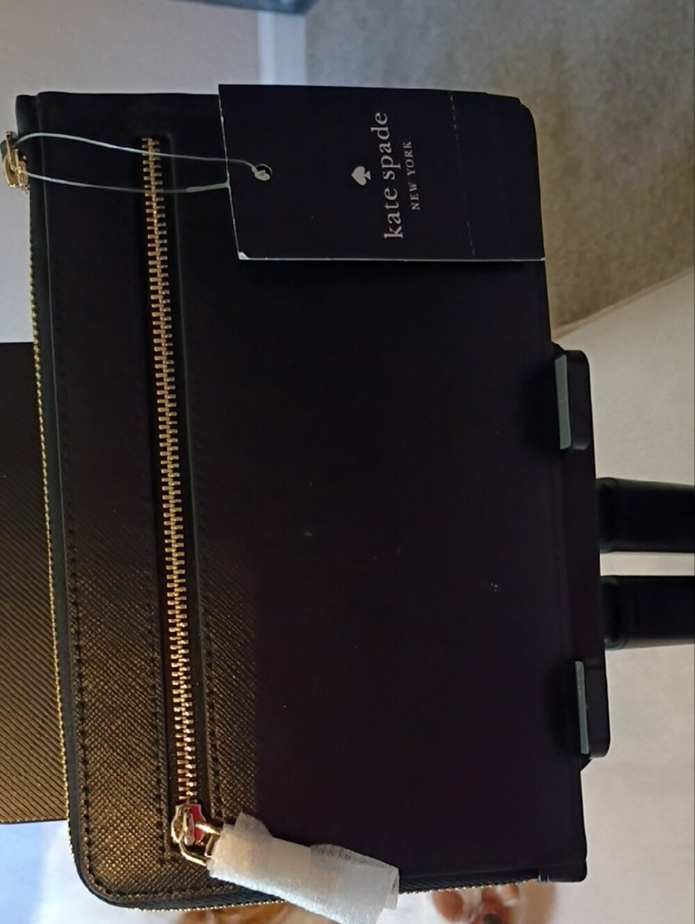 Brand New kate spade black zip-around leather wallet with gold logo - Picture 3 of 4